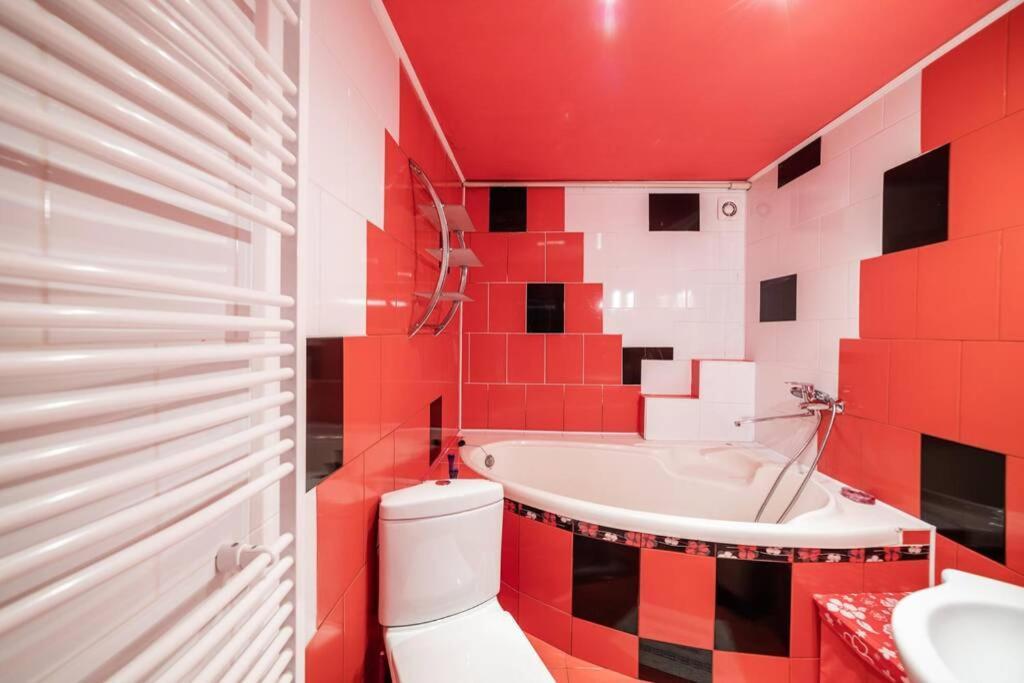 Дизайнерська Квартира У Центрі Міста Oujhorod Extérieur photo